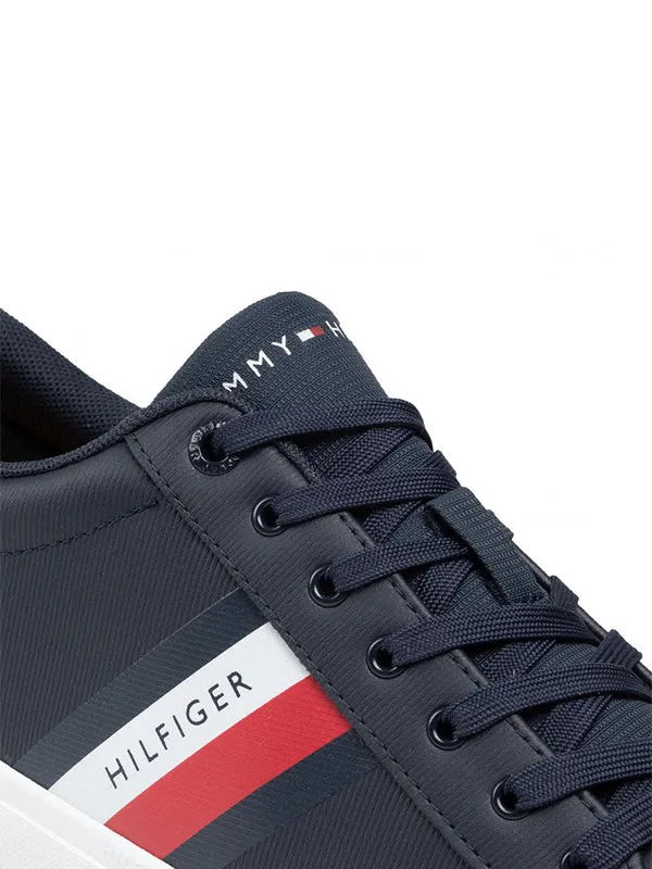 Essential Leather Vu
