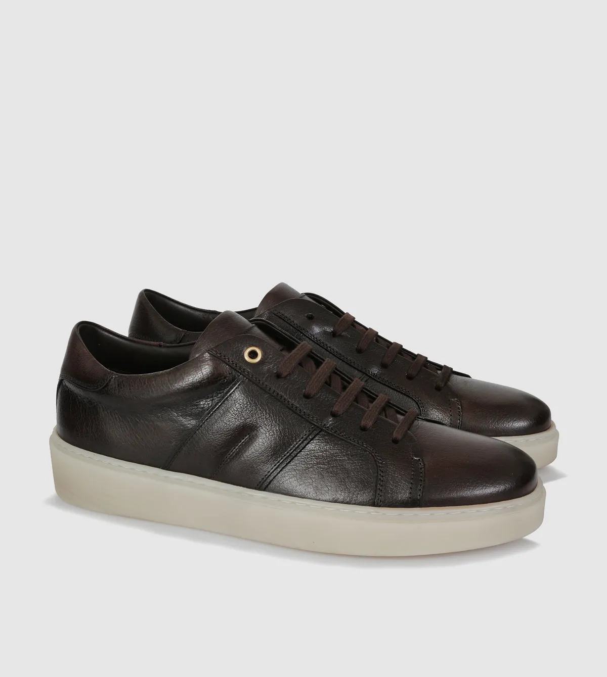 Terrel Low Top sneakers by Brando