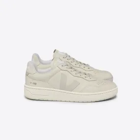VEJA V-90 Leather | Cashew Pierre