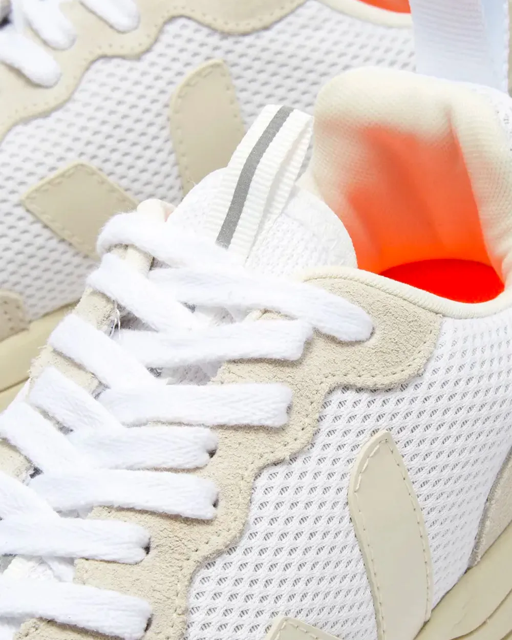 Venturi Oversized White Gum Low Top Sneakers